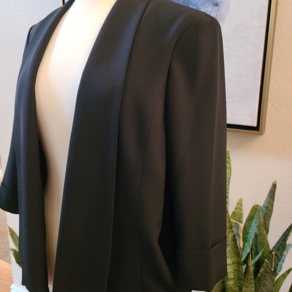 Blazer - Picture 2 of 3